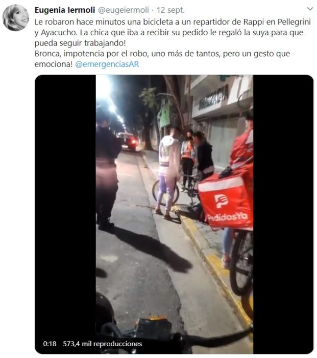 Screen shot de Tuiter, que explica lo que sucedió mientras el repartidor de comida hacía una entrega a domicilio