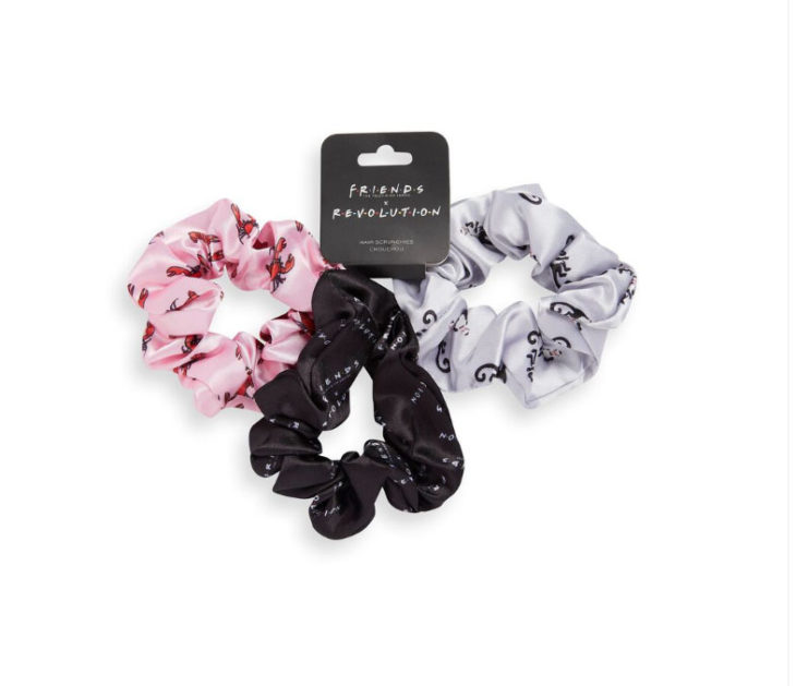 Scrunchies de cabello  de la colección Reevolution makeup inspirada en Friends