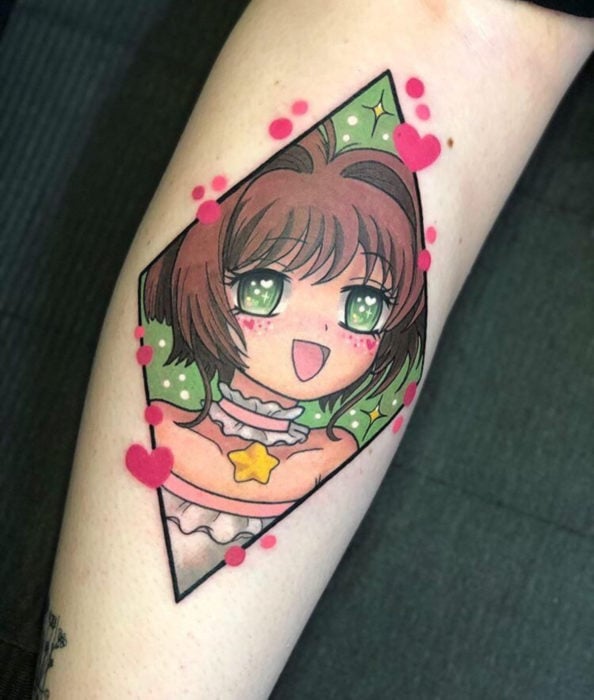 Tatuaje de Sakura Card Captor a color en el brazo
