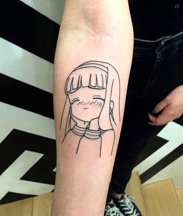 Tatuaje de Sakura Card Captor en el brazo, Tomoyo en línea de contorno