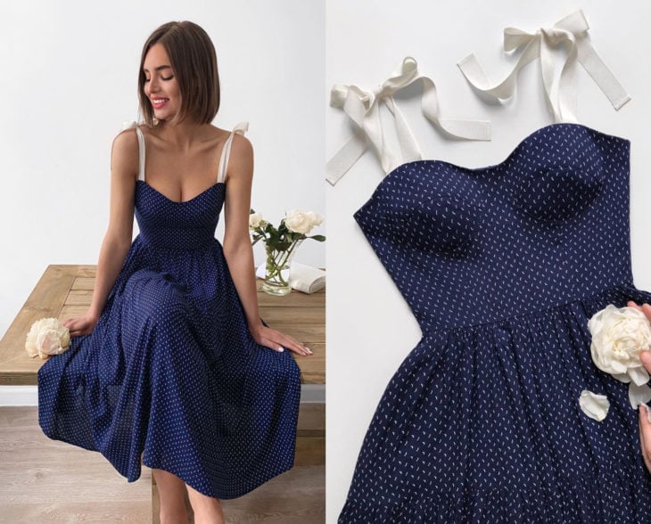 Larne Studio hace bonitos vestidos de corsé; azul con puntos blancos, polka dots