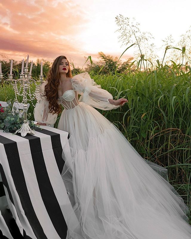 15 Lindos vestidos para hacer de tu boda un cuento de hadas
