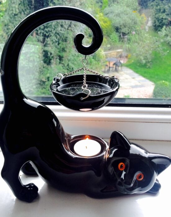 Porta velas con porta aromatizante en forma de gato de color negro