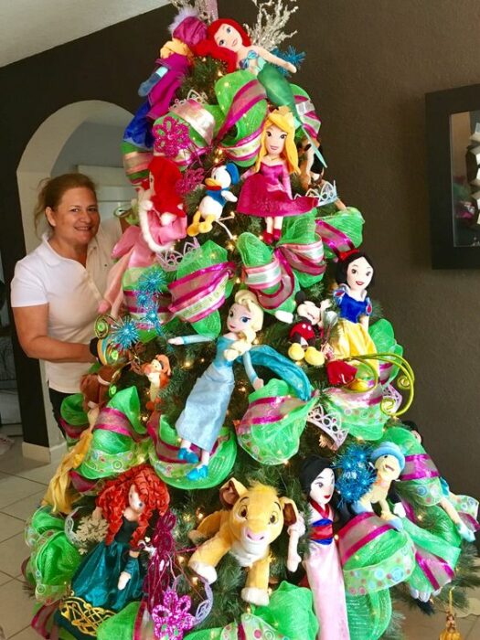 Árbol de navidad de princesas de Disney 