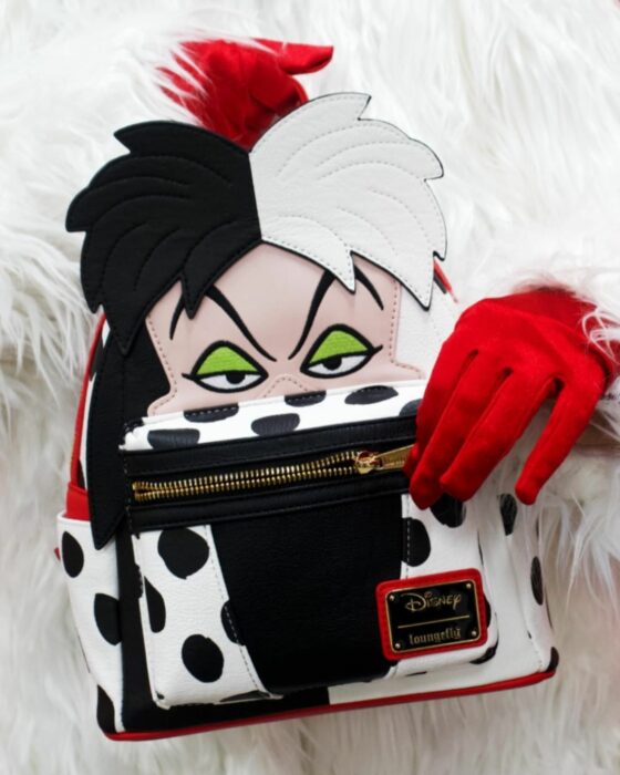 Mochila inspirada en Cruella de Vil