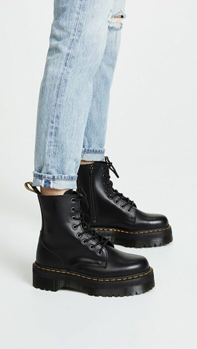 Chunky boots de color negro, tipo Dr. Martens con plataforma