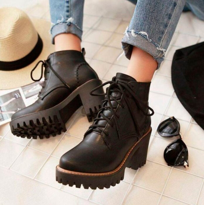 Chunky boots de color negros de tacón