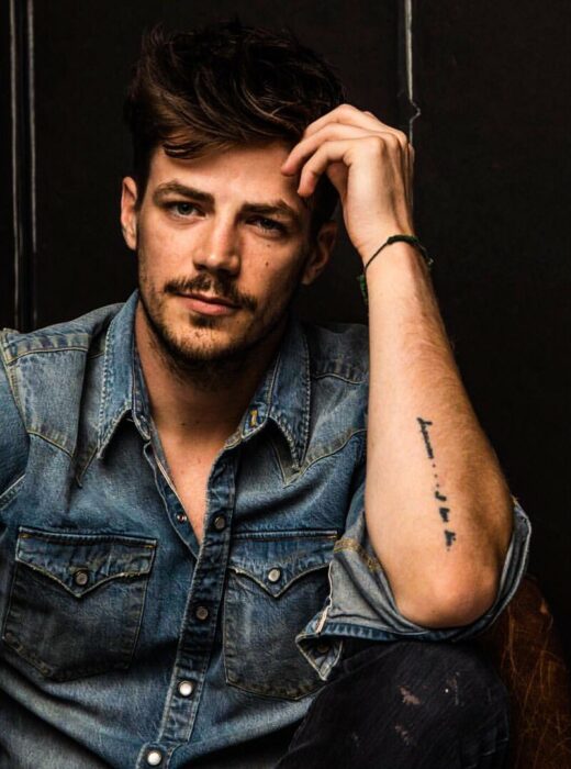 Grant Gustin para la serie Flash; galanes de series para maratonear