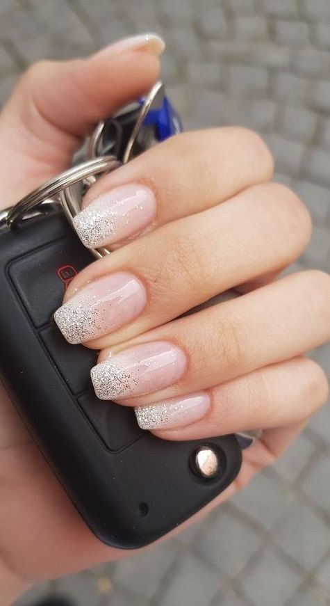 21 Diseños de uñas para que te pidan matrimonio