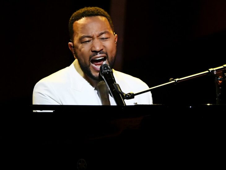 John Legend en los Billboard Music Awards 2020