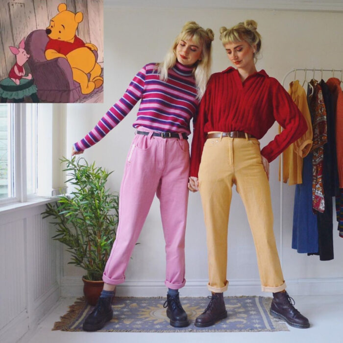 Hermanas gemelas arman atuendos inspirados en películas animadas y caricaturas con ropa vintage; Disney, Winnie Pooh y Piglet, Puerquito