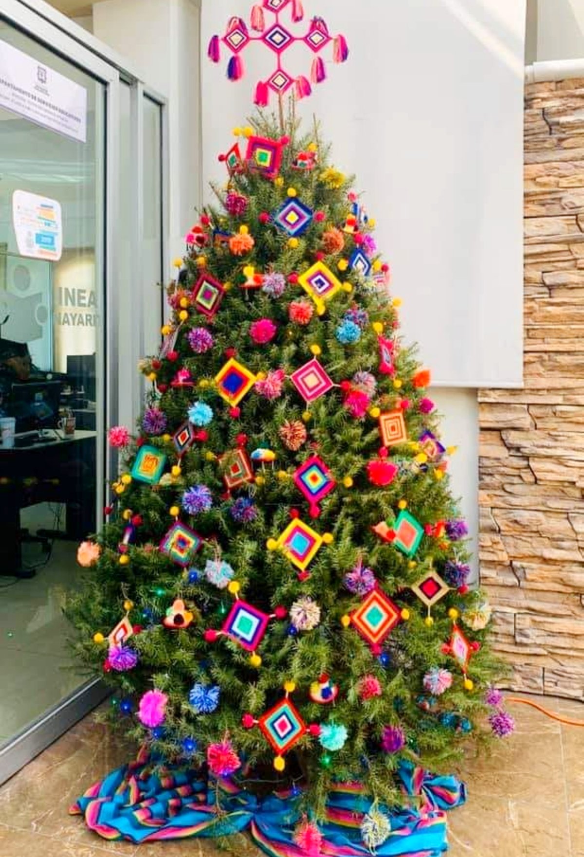 Prueba de Derbeville lechuga Petrificar 20 Ideas de decoración para una Navidad estilo mexicana