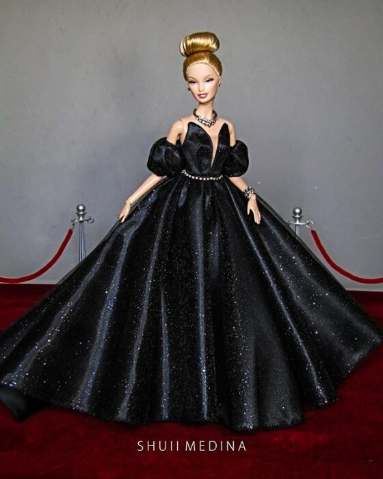 Creaciones de alta moda para Barbies por Shuiimedina