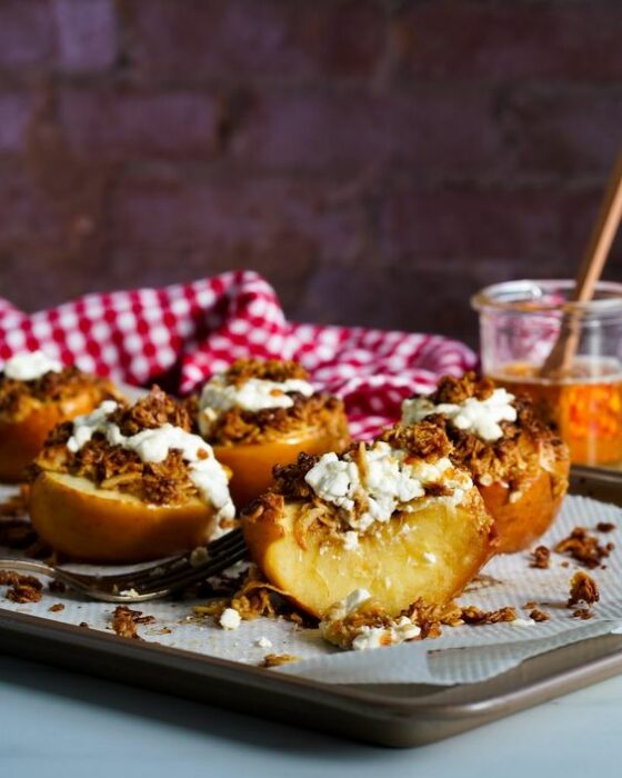 Manzana rellena con requesón 