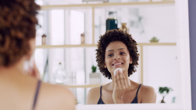10 Tips to Prevent Your Beautiful Face From Filling With Wrinkles