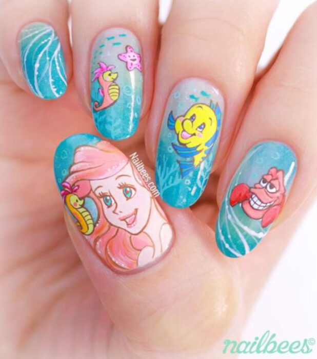 Manicura inspirada en Disney, de la película 'La sirenita'