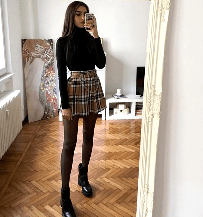 Diferentes outfits y looks con la falda escocesa de los 90