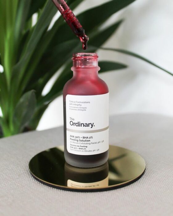 AHA 30% + BHA 2% Peeling Solution de The Ordinary