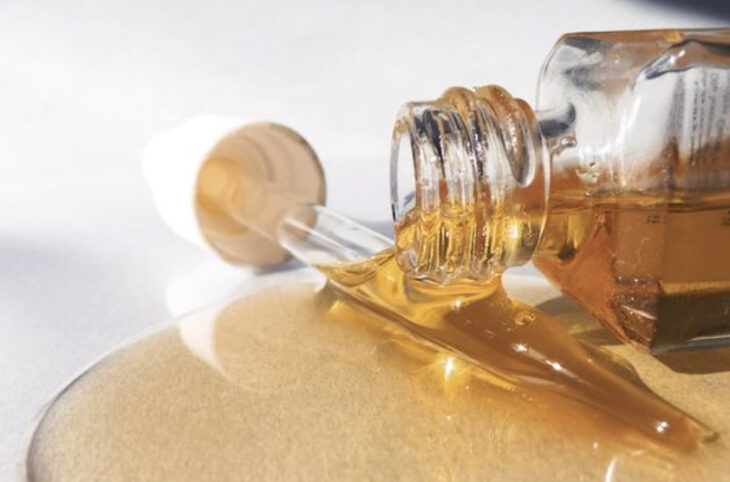 9 Benefits that Rosehip Oil Brings to Your Skin