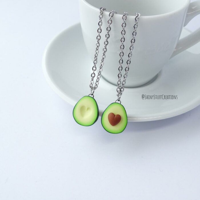 Collares con dijes de aguacates miniatura; Artículos para las chicas que aman el aguacate 