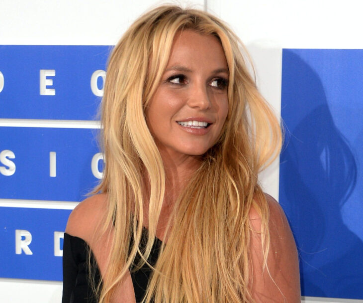 Cantante, princesa del pop Britney Spears; pierde batalla legal contra su papá, James Parnell