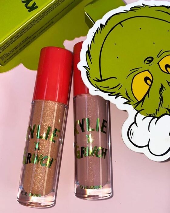 Gloss y artículo decorativo de la colección 'Kylie x The Grinch'