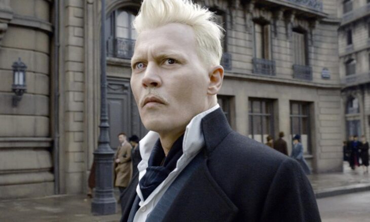 Escena de 'Animales fantásticos' donde aparece Grindelwald personificado por Johnny Deep