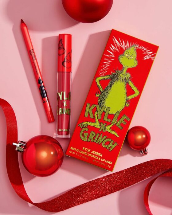 Labial mate y delineador de la colección 'Kylie x The Grinch'