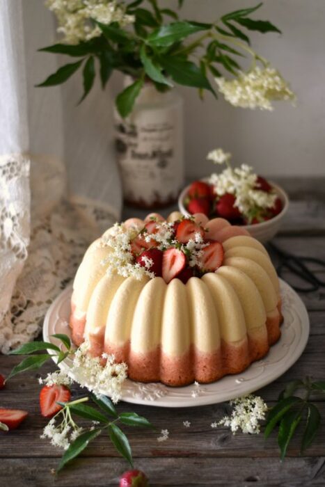 Gelatina de Navidad de fresas con vainilla