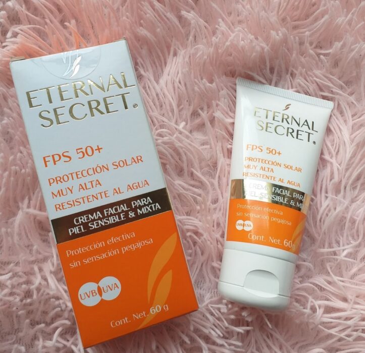 Protector solar Eternal Secret; productos de farmacia para piel bonita 