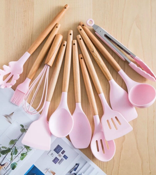 Utensilios bonitos y kawaii de cocina; juego de cucharones y espátulas color rosa