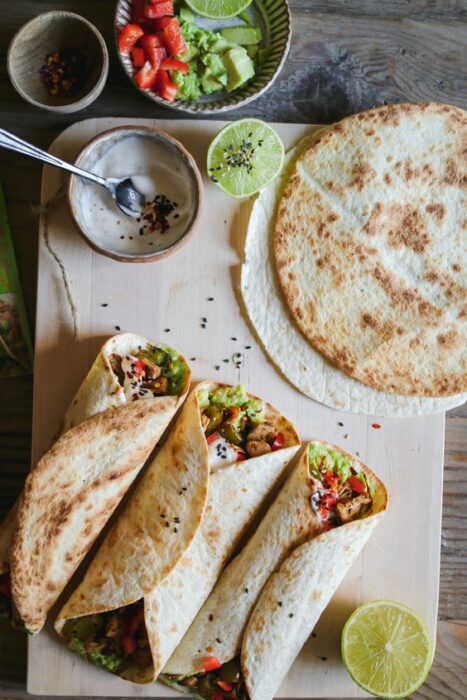 Burritos rellenos de camarones con verduras; 13 Sitios con deliciosas rectas para cocinar como una chef experta