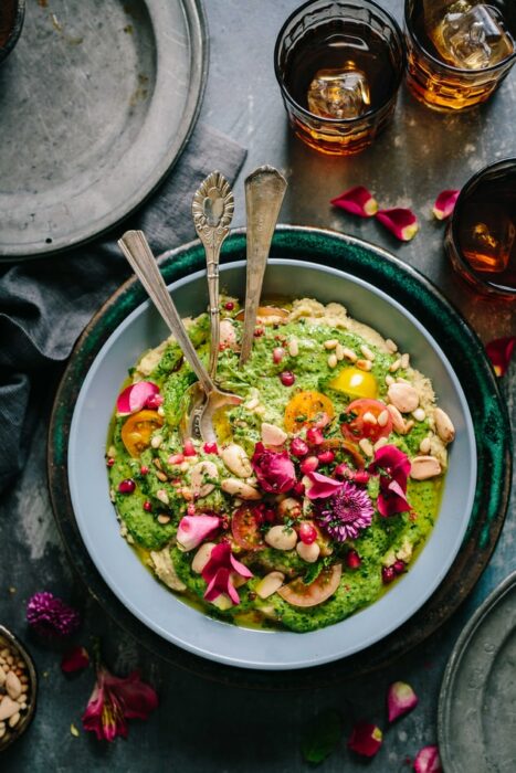 Bowl relleno de aguacate con verduras; 13 Sitios con deliciosas rectas para cocinar como una chef experta