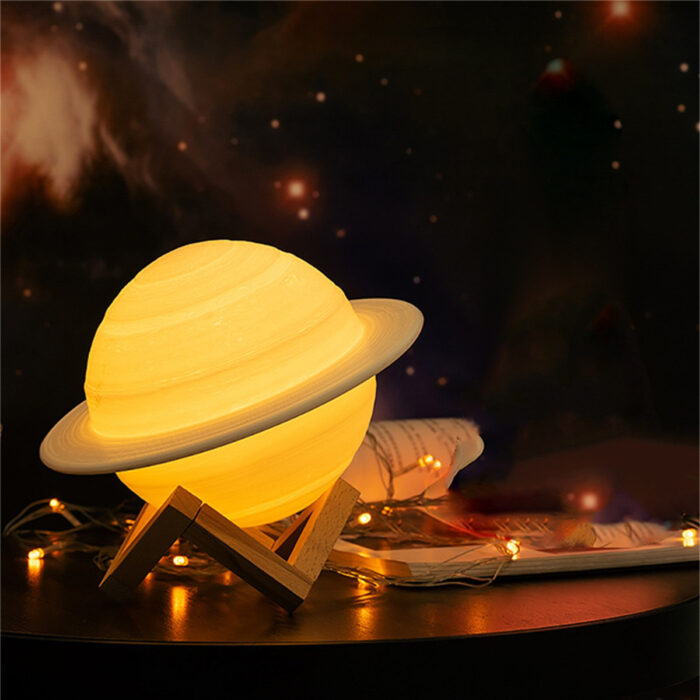 Regalos bonitos para el intercambio de Navidad; lámpara de planeta Saturno