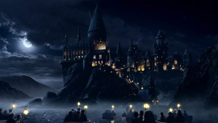 Castillo de Hogwarts de noche