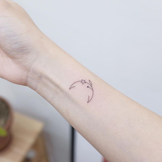 Tatuajes pequeños en el brazo: ideas para mujer súper discretos