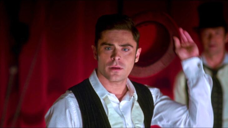 Zac Efron como Phillip Carlyle en The Greatest Showman