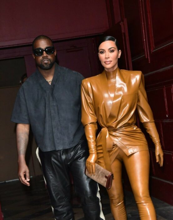 Kim Kardashian y Kaney Wets de paseo 