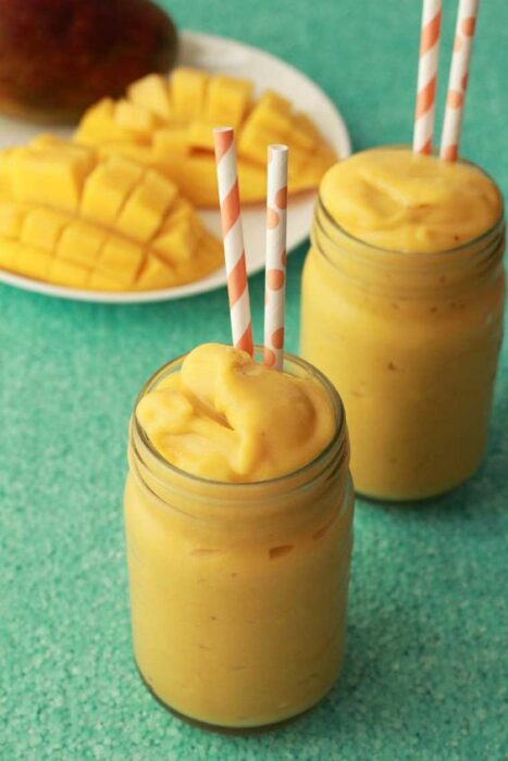 agua cremosa con mango; 13 Bebidas para llenar de sabor tus tardes de calor
