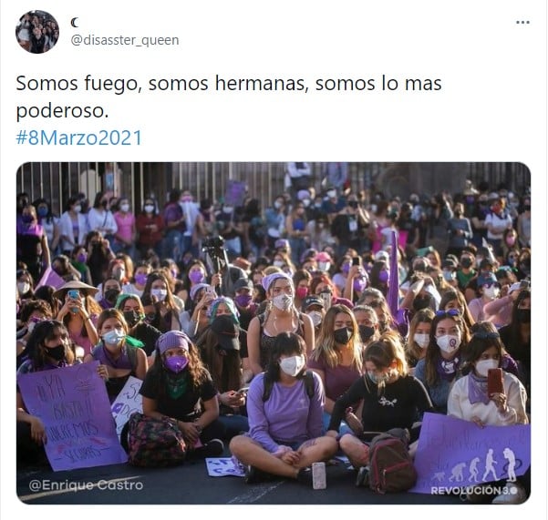 Comentarios en twitter de mujeres marchando el día internacional de la mujer 2021