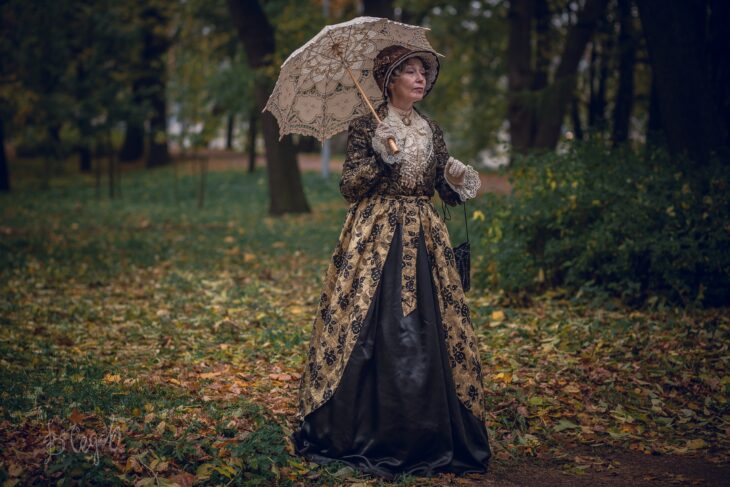 Cosplay de mujer victoriana, de Marina Badianova