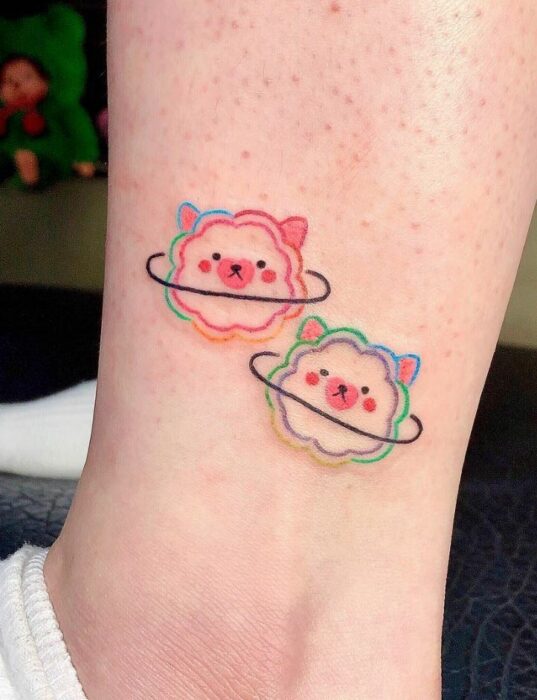 Tatuaje con dos borreguitos; Tatuajes con diseños kawaii para niñas bien