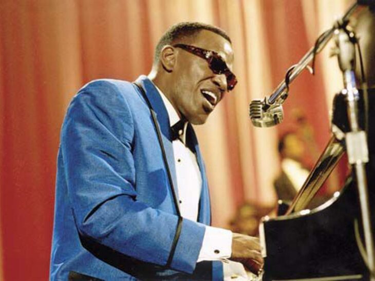 Jamie Foxx como Ray Charles; 10 Actores que dieron todo para lograr una actuación increíble