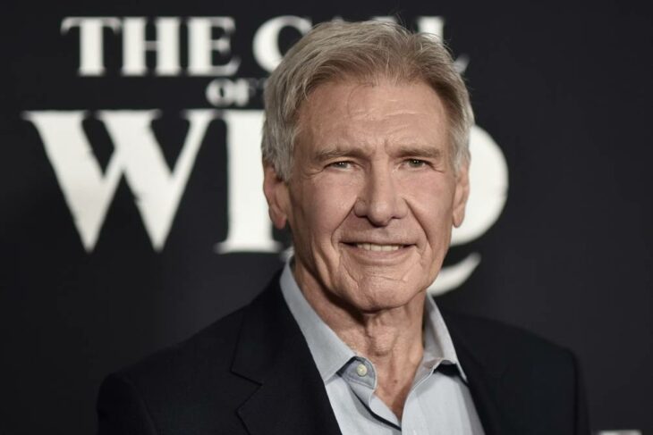 Harrison Ford en una entrega de premios; 13 Celebridades que alcanzaron la fama después de los 30 años 