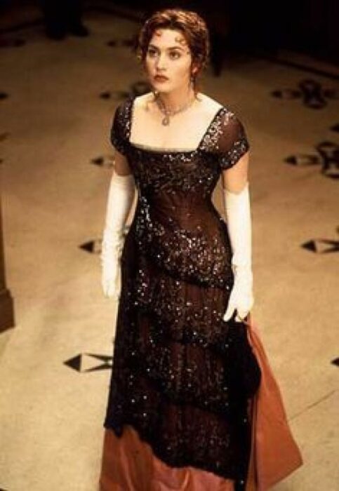 kate winslet vestido rojo titanic