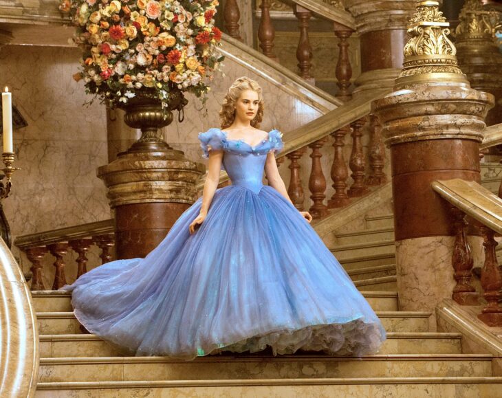 Vestido azul la cenicienta Lily James