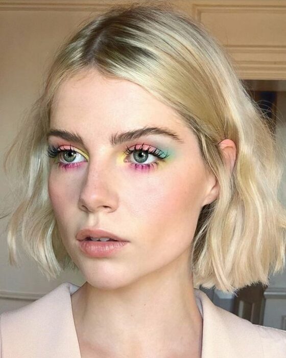 chica con maquillaje en tonos pastel; Maquillaje de primavera que amarás