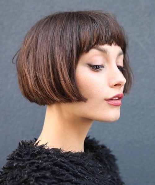 chica con corte de cabello de hongo ;13 Ideas para llevar cabello corto con estilo y actitud 