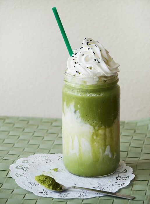 Frappuccino helado ;Deliciosas recetas de postres con té matcha