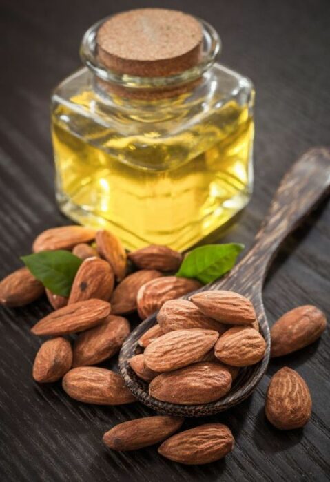 Aceite de almendras; Mascarillas con maicena para el cabello